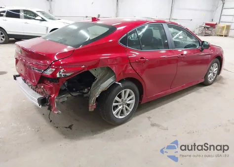 2025 Toyota Camry Le z USA, uszkodzony, nr VIN 4T1DAACK7SU041752